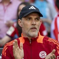 Ist der geschasste Coach beim FC Bayern auch der neue Übungsleiter? Die Anzeichen verdichten sich, dass Thomas Tuchel über den Sommer hinaus Cheftrainer bleibt. Max Eberl könnte der entscheidende Faktor sein.