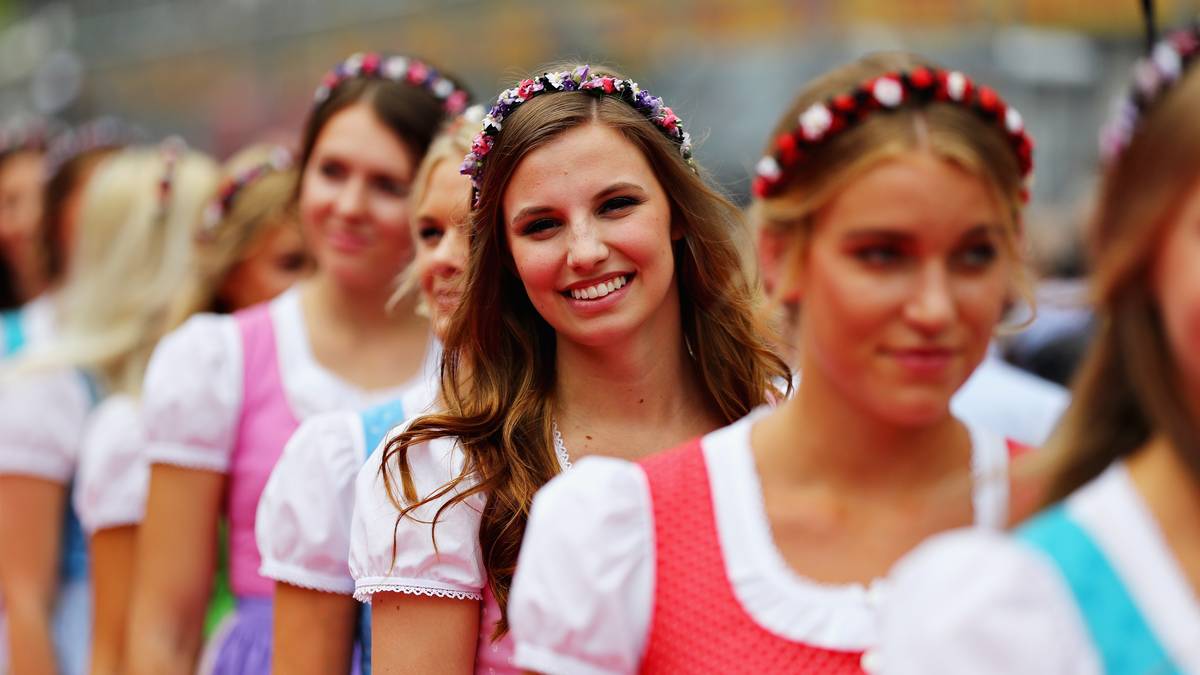 Zwischen Dirndl und Trachten verbirgt sich womöglich das schönste Lächeln der Königsklasse