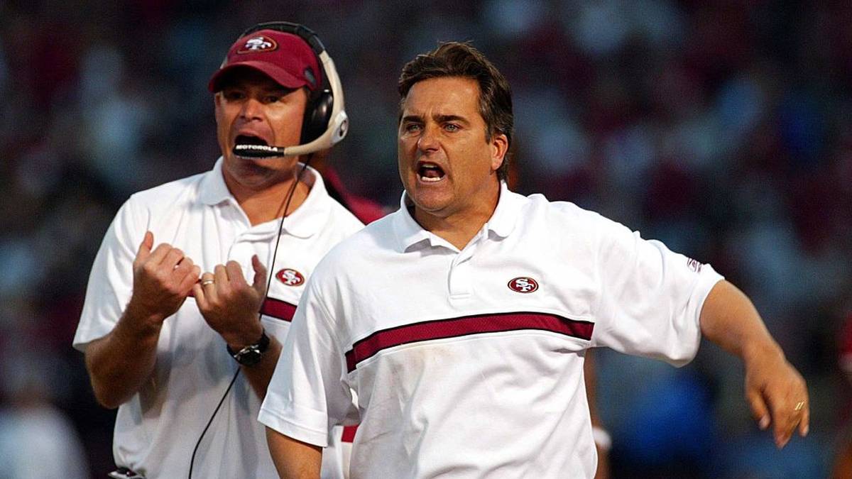 Doch der erhoffte Erfolg blieb aus. Was folgte, war ein hoher Trainerverschleiß. John York entließ Steve Mariucci - Dennis Erickson rückte als Trainer nach. Überzeugen konnte er nicht und so musste auch er das Feld räumen. Mike Nolan übernahm die Mannschaft, erreichte aber ebenfalls nicht die erwünschte Kehrtwende und wurde 2008 von Mike Singletary abgelöst