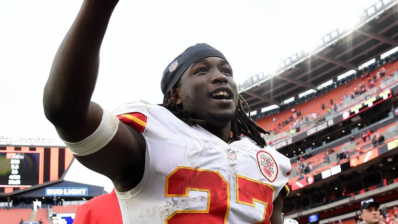 Browns holen Frauen-Treter Hunt