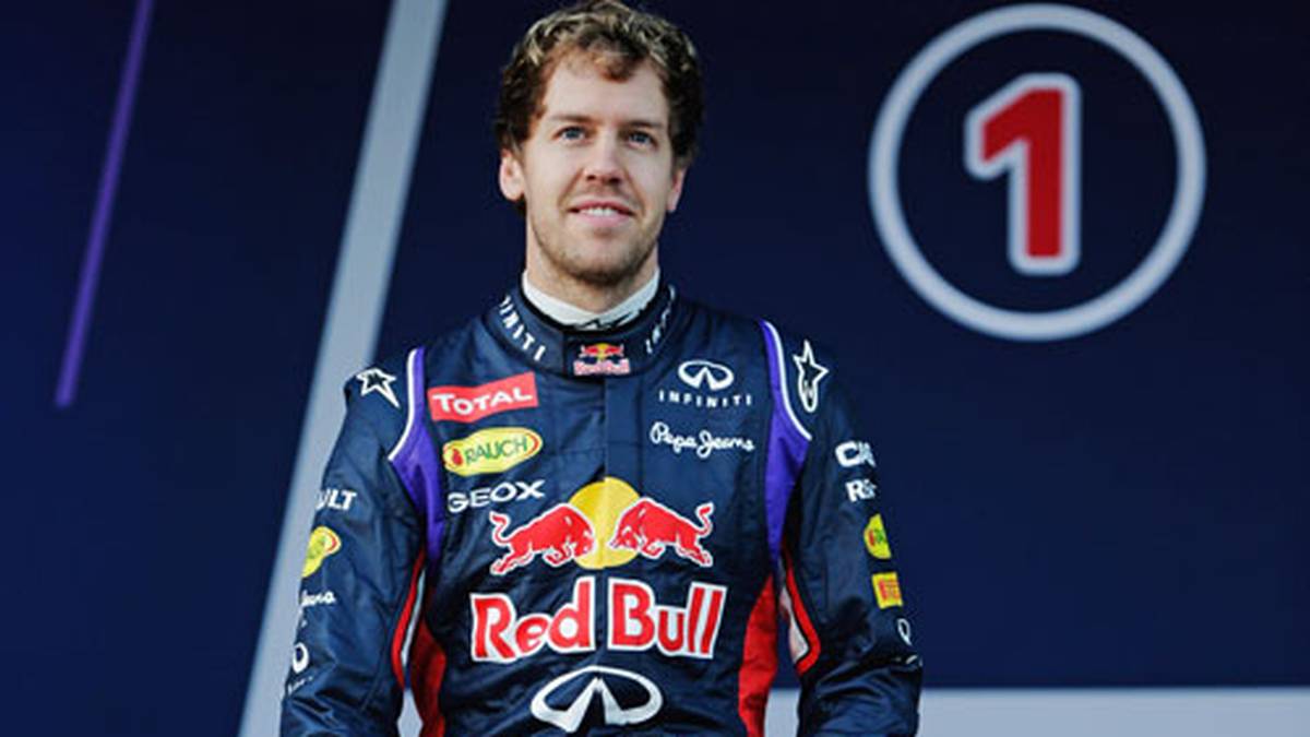 11. Januar: Die FIA veröffentlich die Entry List mit den Startnummern der Fahrer für die kommende Saison. Erstmals gehen die Piloten mit einer festvergebenen Startnummer ins Rennen. Sebastian Vettel wählt die 5, hat als Titelverteidiger aber die 1 auf dem Auto. Nico Rosberg setzt auf die 6, Papa Keke Rosberg fuhr 1982 dieser Nummer seinen Weltmeister-Titel ein