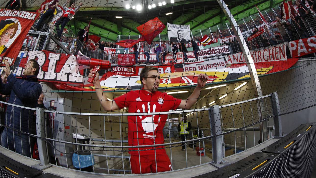 Lahm-Choreo: Fans sauer auf Bayern