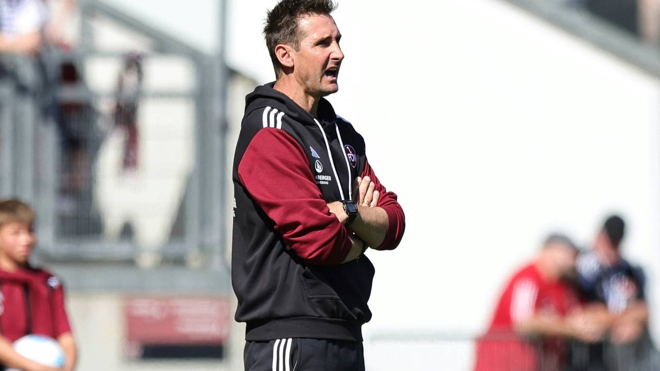 Klose verliert gegen Vorgänger Fiel