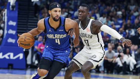 Dennis Schröder im Duell mit Orlandos Jalen Suggs