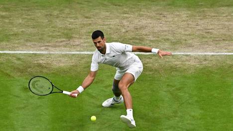 Novak Djokovic im Duell mit Alexei Popyrin