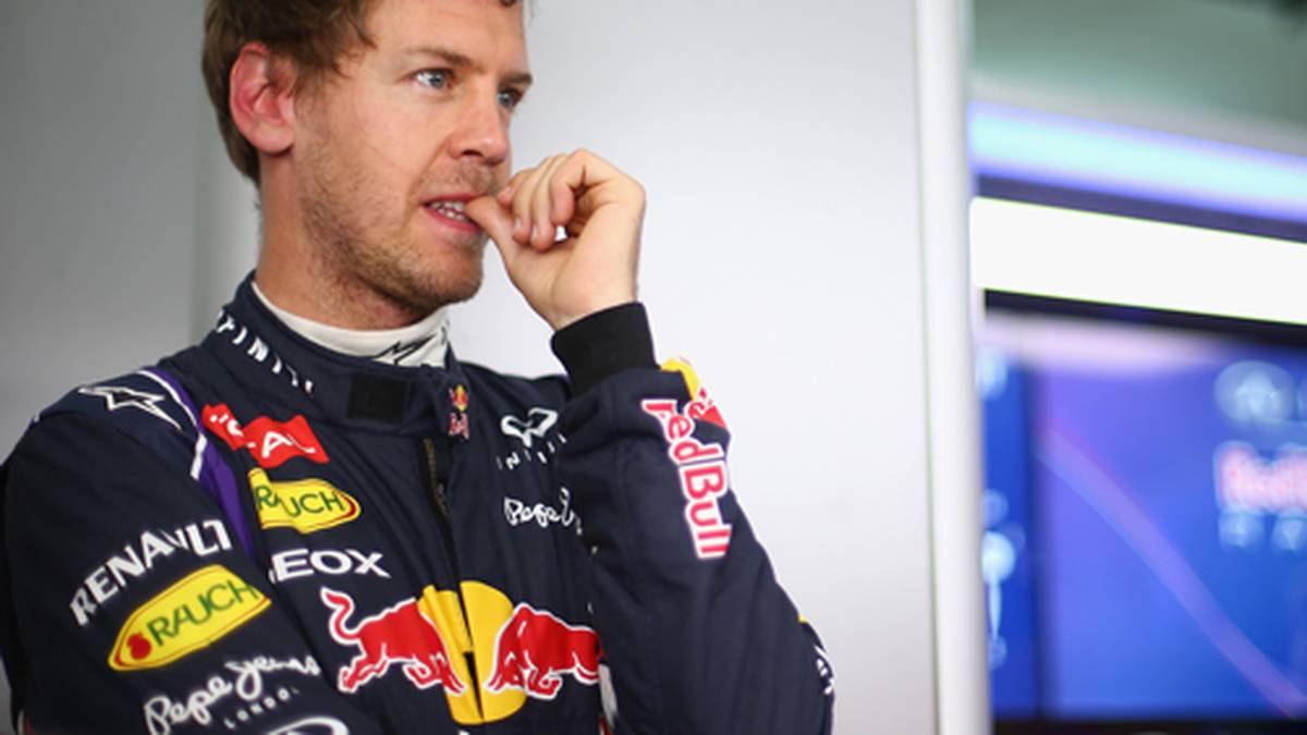 30. März: Vor dem Grand Prix in Malaysia legt Vettel im Motorenzoff nach: "Ich denke der Sound ist scheiße." Im Rennen wird er dann aber immerhin Dritter, Nico Hülkenberg fährt im Force India auf einen starken fünften Platz. Mercedes holt derweil den ersten Doppelsieg seit 1955. Dieses Mal hat aber Lewis Hamilton die Nase vorn