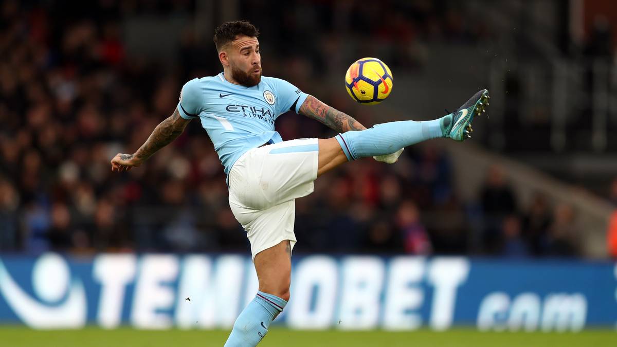 PLATZ 22 (geteilt): NICOLAS OTAMENDI (Manchester City) - 7,0 Millionen Euro