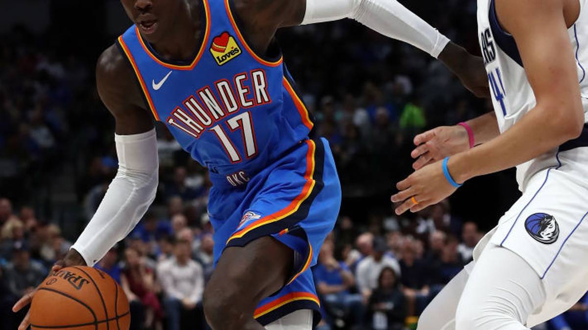 DENNIS SCHRÖDER (Oklahoma City Thunder): Auch der Deutsche könnte OKC noch in dieser Saison verlassen. Bislang muss er meist mit der Rolle als Bankspieler vorlieb nehmen, füllt diese aber sehr gut aus. NBA-Insider Zach Lowe bringt ihn bei den Minnesota Timberwolves ins Spiel