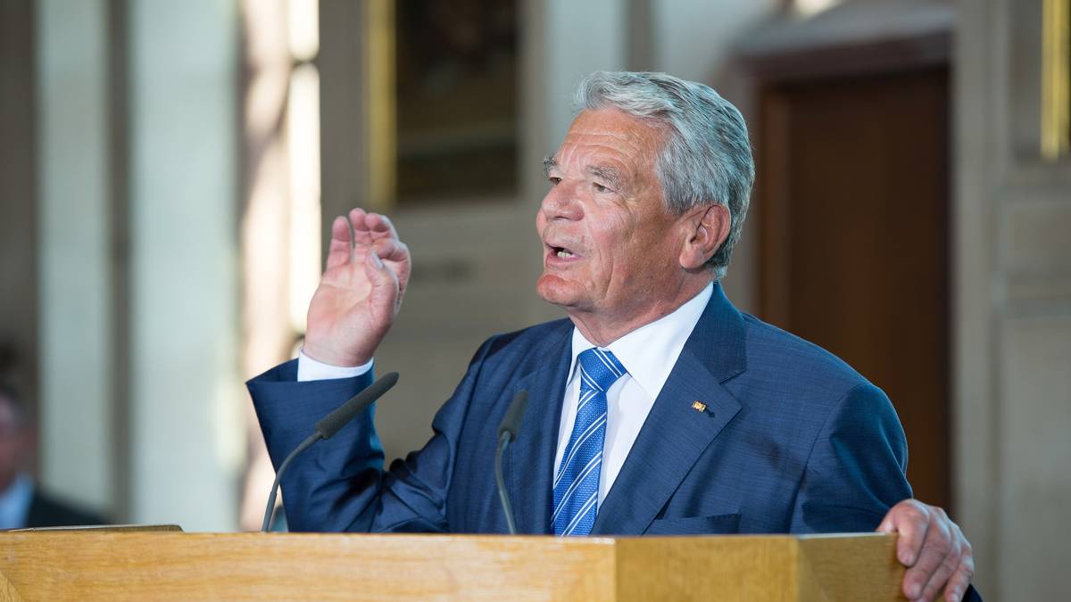 Gauck spricht auch über Doping: "Ich möchte nicht Präsident eines Landes sein, das Medaillen um jeden Preis will. Das hatten wir schon einmal in Deutschland...." 