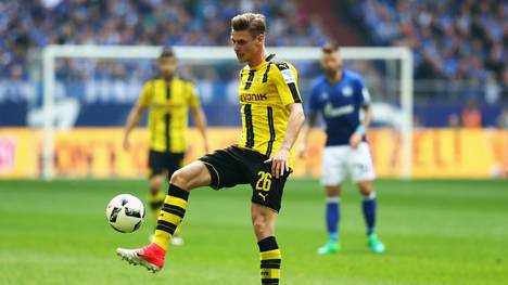 FC Schalke 04 v Borussia Dortmund - Bundesliga