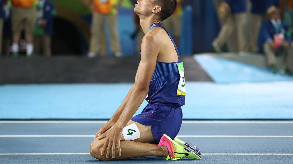 MATTHEW CENTROWITZ (29/USA): Der Mittelstreckenläufer feierte 2016 in Rio über 1.500 Meter seinen größten Erfolg, als er Gold holte. Bereits 2012 schloss er sich dem NOP an, verließ das Team aber im November 2018. Inzwischen trainiert er selbst an der University of Washington und will seine Karriere weiter am Laufen halten