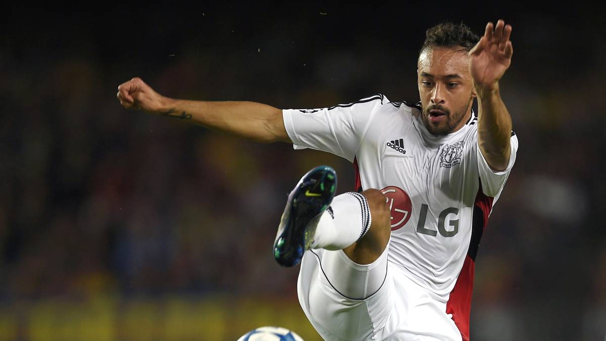 KARIM BELLARABI (Bayer Leverkusen): Angeblich sind Arsenal-Coach Arsene Wenger und United-Trainer Louis van Gaal am deutschen Nationalspieler interessiert. Es gibt Gerüchte über eine Ausstiegsklausel, die die englischen Klubs erfahrungsgemäß locker stemmen könnten. SPORT1-Prognose: Ein Wechsel im kommenden Sommer ist zumindest nicht ausgeschlossen