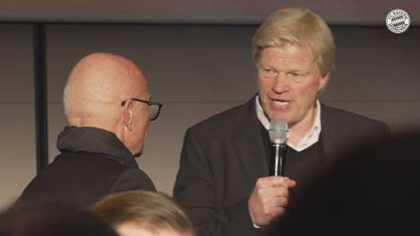 Vorstandsvorsitzender Oliver Kahn lobt die Cleverness von Bayern München im Spiel gegen Paris Saint-Germain. 