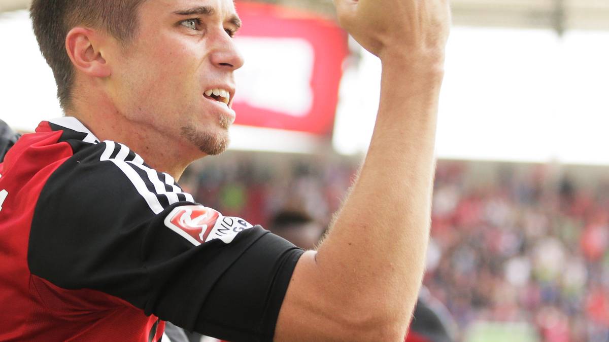 Sein neuntes Saisontor ist mit Sicherheit das schönste für Lex. Spätestens jetzt beginnt schon die Aufstiegsparty