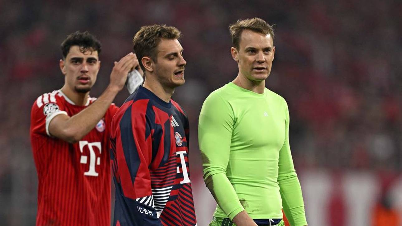 Josip Stanisic (M.) erlebte ebenso wie Manuel Neuer (r.) und Aleksandar Pavlovic eine bittere WM