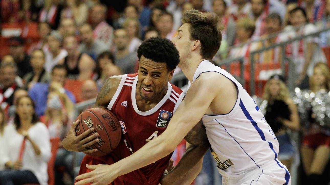 FC Bayern sichert Matchball