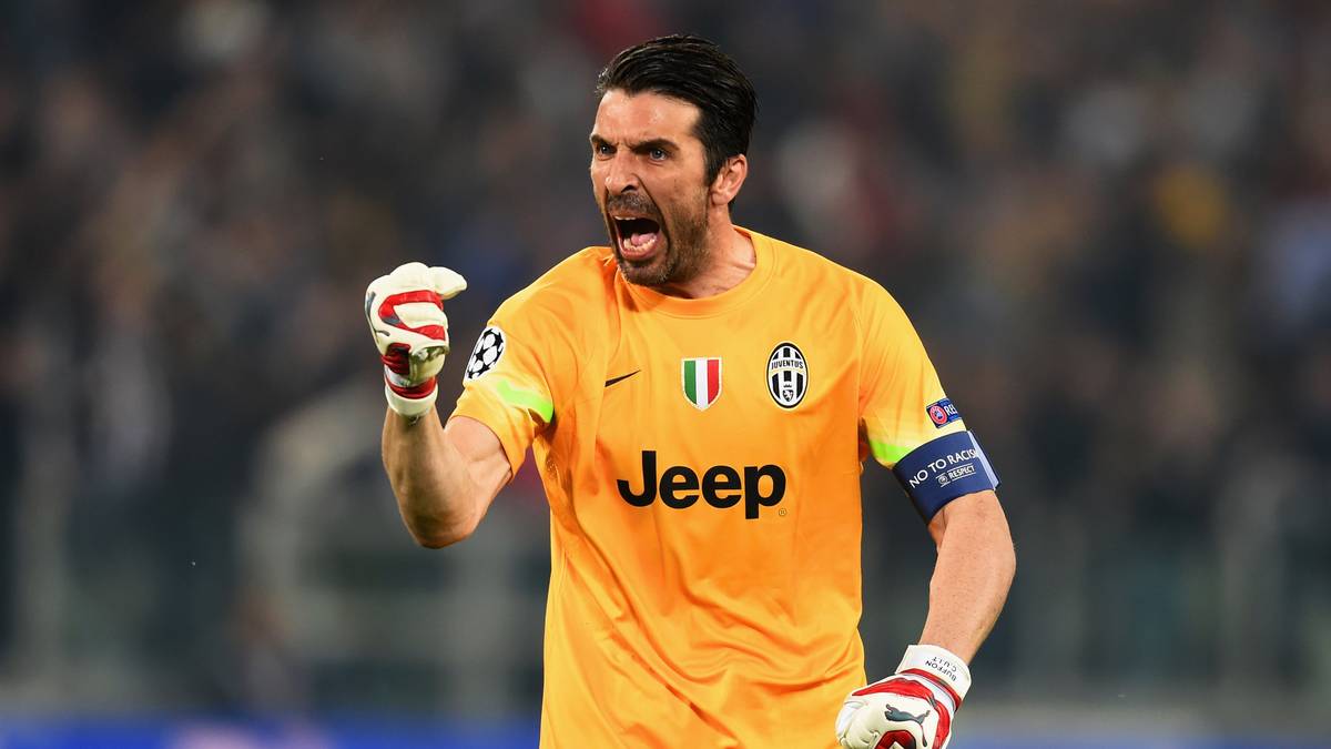 Torwart Gianluigi Buffon bejubelt die Führung