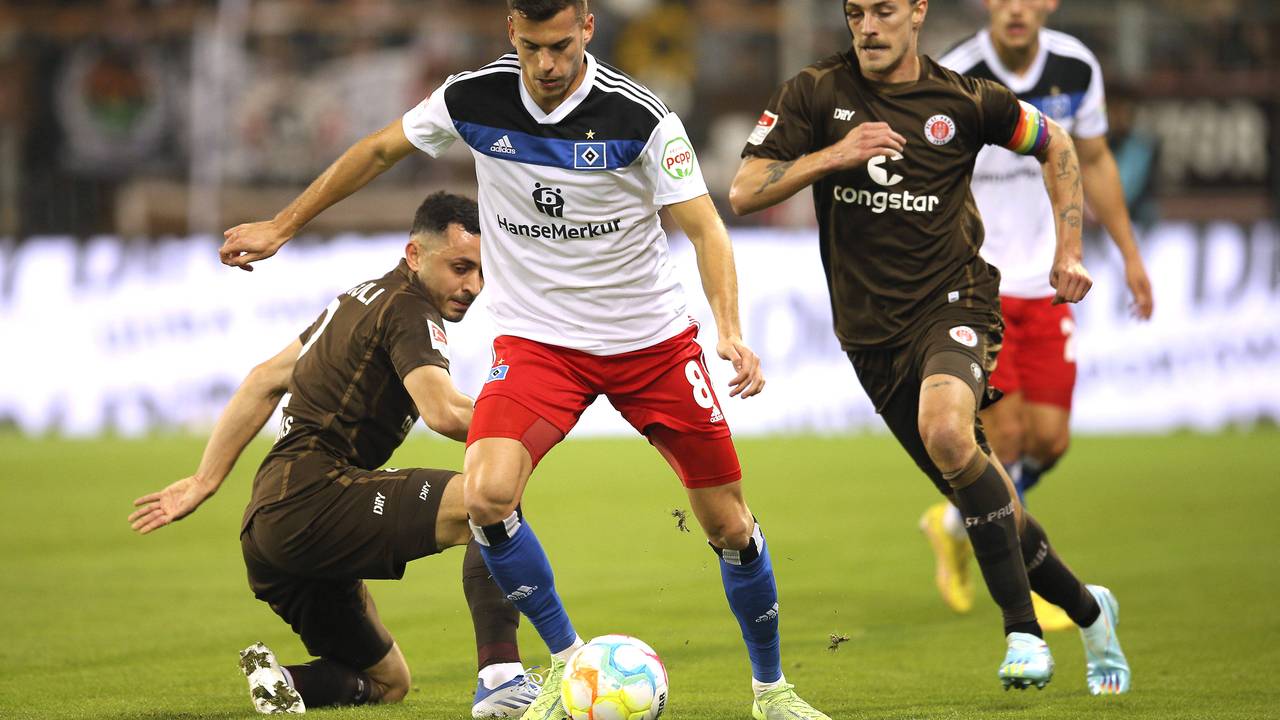 Der FC St. Pauli möchte dem Hamburger SV ein Bein stellen | 2nach10