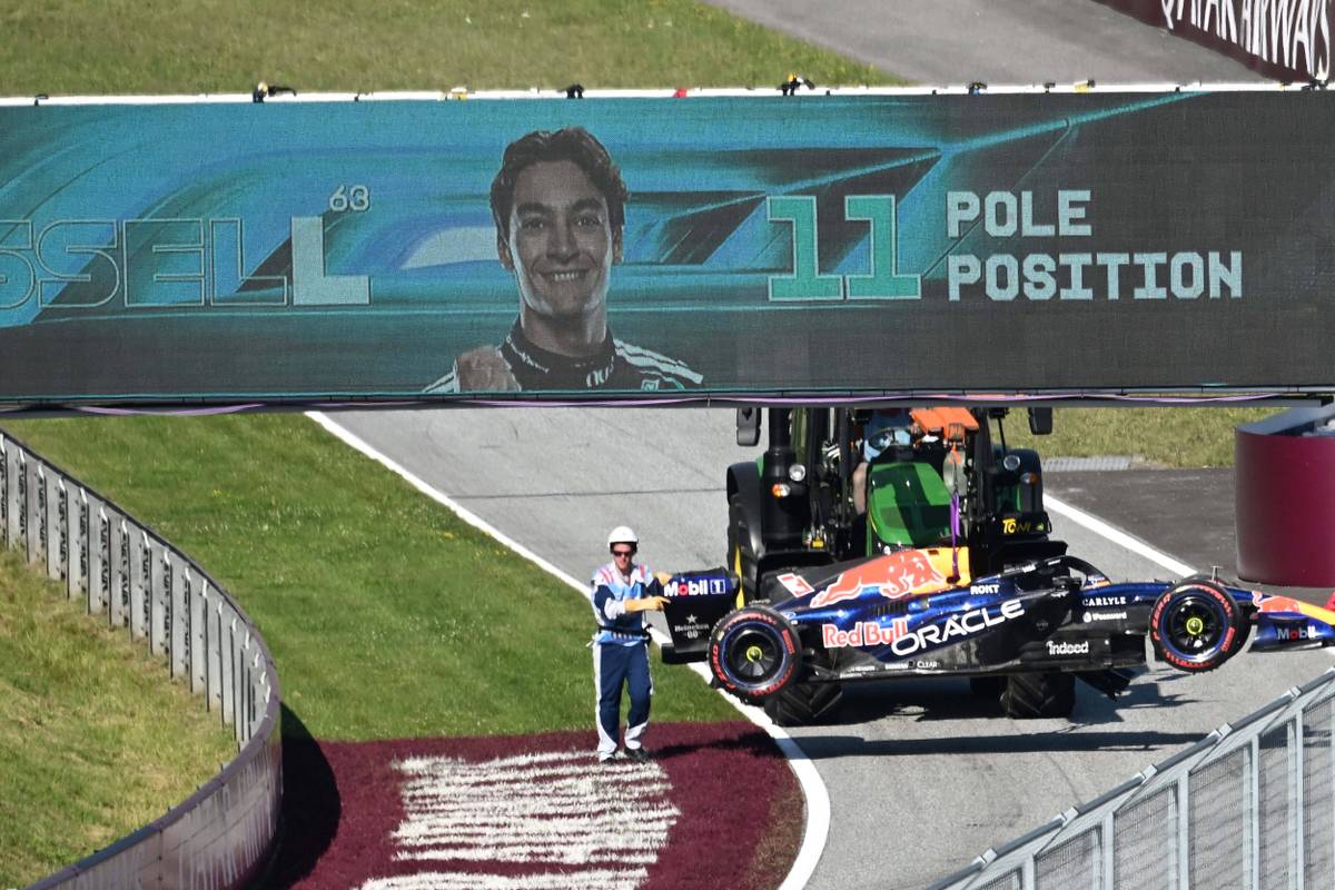 Crash! Bitteres Qualifying für Verstappen