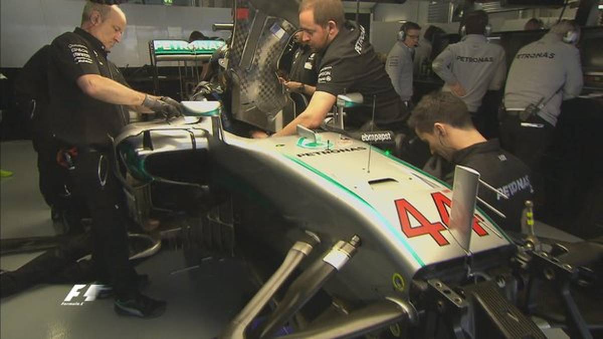 Nicht schon wieder, wird sich Hamilton denken. Wegen Motorproblemen kann der Weltmeister nicht mehr am letzten Abschnitt des Qualifyings teilnehmen