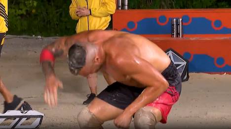 Nach einem Elimination Game ist Eric Sindermann maximal frustriert und macht seinem Ärger Luft.