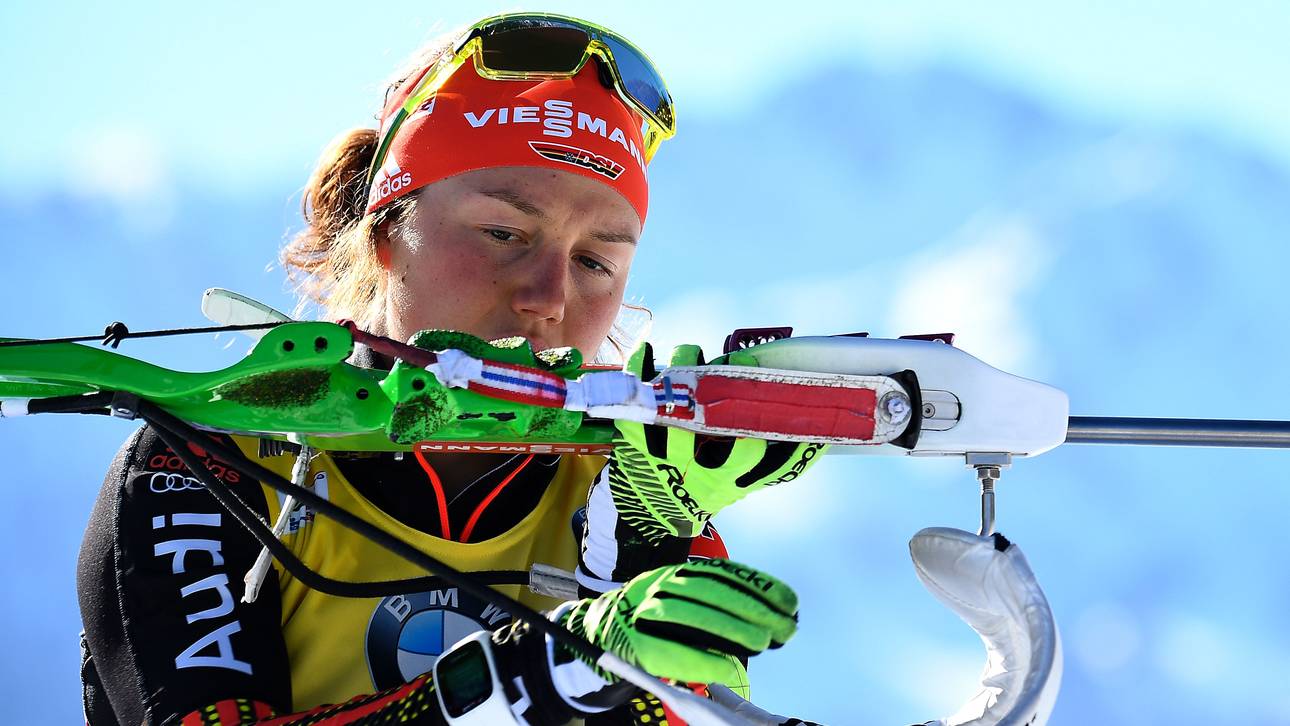 Massenstart: Dahlmeier führt Trio an