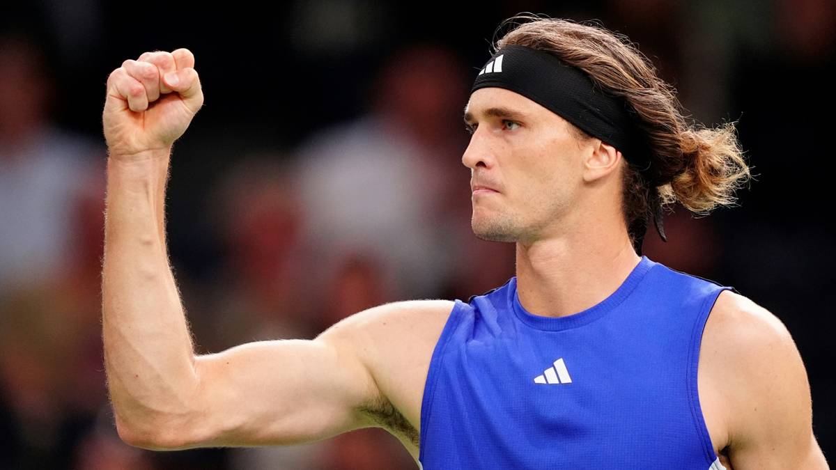 Zverev im Achtelfinale von Paris