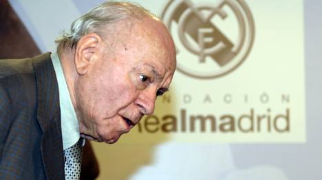 Real Madrid's honorary president Alfredo