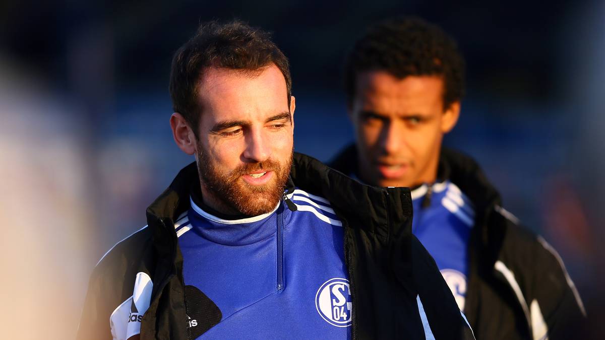 CHRISTOPH METZELDER: Soll einen wesentlichen Anteil daran haben, dass Raúl mit seinem Kumpel von Real nach Schalke wechselt. Bleibt im Gegensatz zu Raúl in seinen drei Jahren bei S04 aber zumeist nur in einer Nebenrolle 