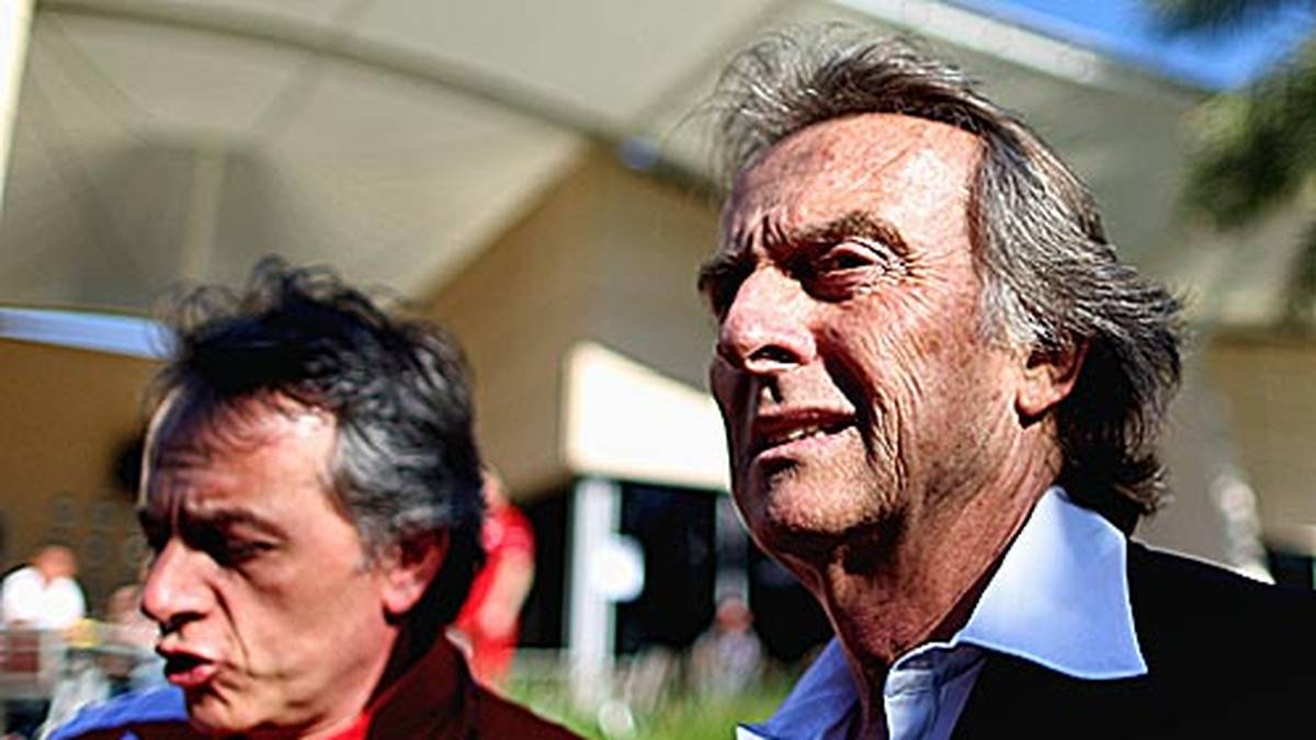 Seit Schumachers Rücktritt als Fahrer von Ferrari 2006 ließen die Erfolge allerdings nach. Zuletzt sah man Montezemolo häufiger zerknirscht. Im Oktober 2014 wird er als Ferrari-Präsident zurücktreten. SPORT1 zeigt die Ära von Montezemolo bei Ferrari in Bildern
                  
                  