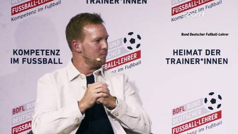 Nach mehreren Vorfällen des Innenverteidigers zieht Trainer Nagelsmann klare Grenzen. Trotzdem wünscht er sich, dass Rüdiger sein Temperament in den Griff bekommt, weil er viel von ihm hält und ihn fest auf der Innenverteidigerposition sieht.
