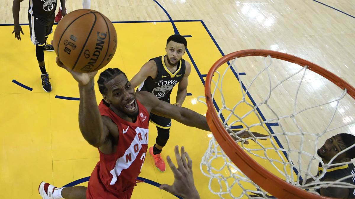 KAWHI LEONARD: Das Rätselraten um die Zukunft von Kawhi Leonard ist beendet. Nach übereinstimmenden Medieninformationen zieht es den Finals-MVP von Champion Toronto Raptors zu den Los Angeles Clippers