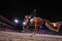 Die dreimalige Dressur-Olympiasiegerin Charlotte Dujardin wird nach einem Vorfall im Training nicht an den Sommerspielen teilnehmen. Der Reitsport-Weltverband FEI ermittelt.