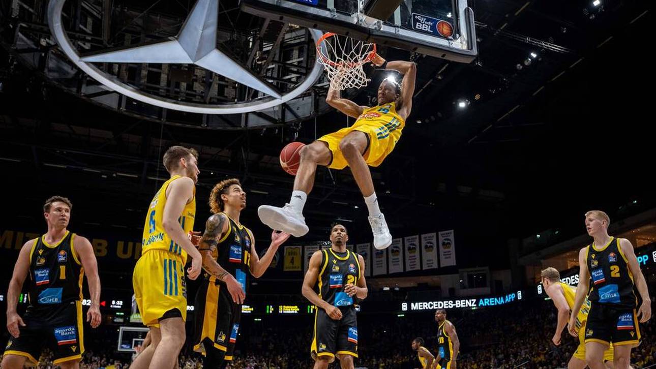 Meister ALBA vor Finaleinzug