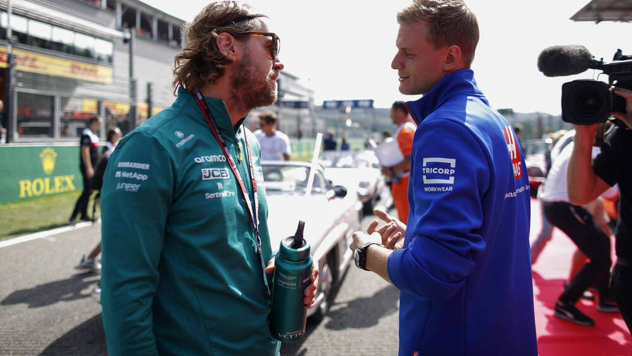 Mercedes in Reihe 1! Deutsche früh raus