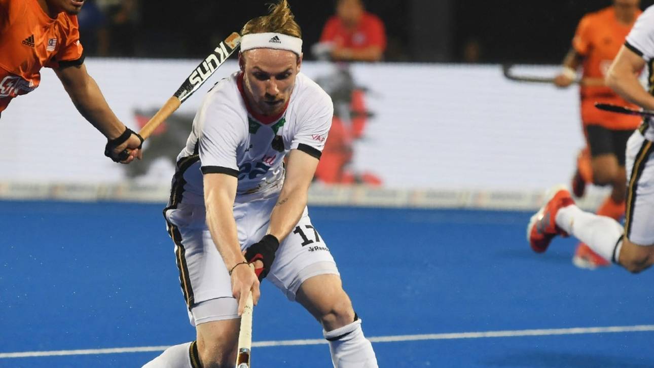 Hockey-Männer mit Ausrufezeichen