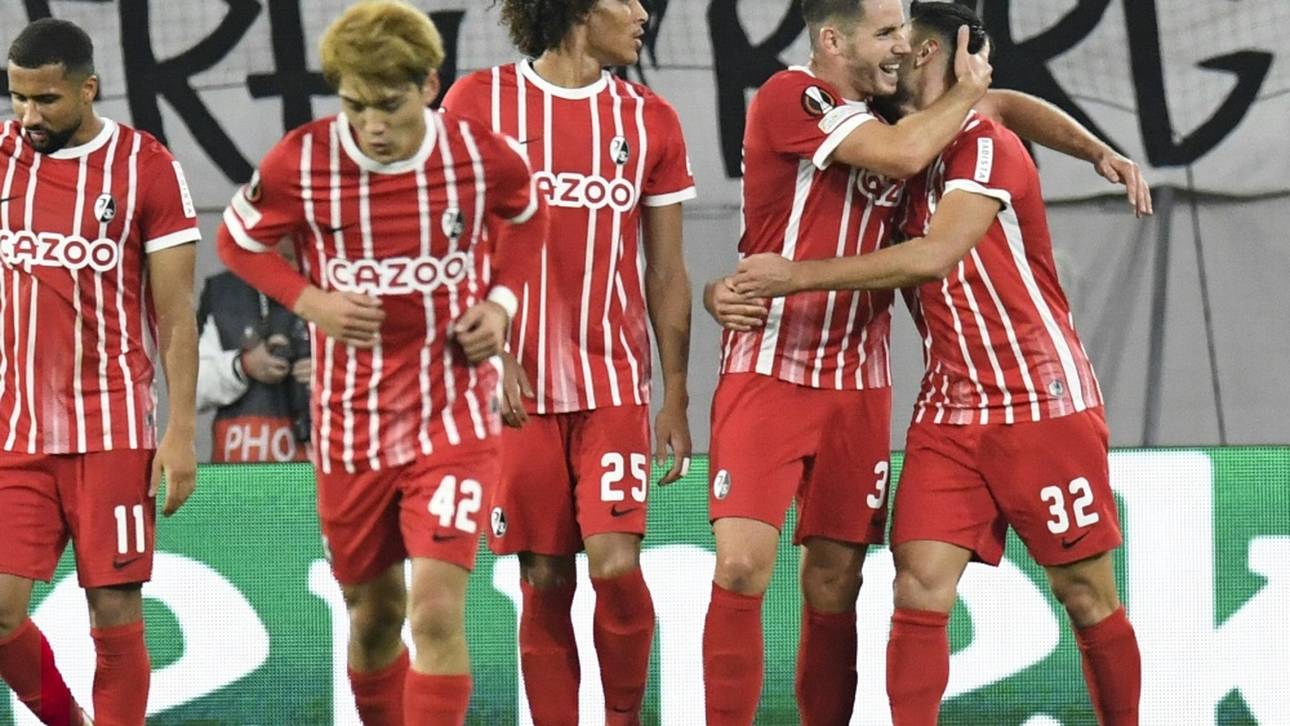 Im Nachsitzen: Freiburg zieht ins Achtelfinale ein