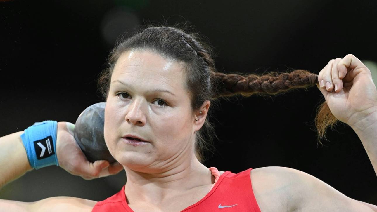 Schwanitz überrascht in Lievin