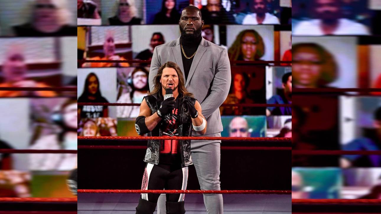 2,20-Meter-Mann feiert WWE-Debüt