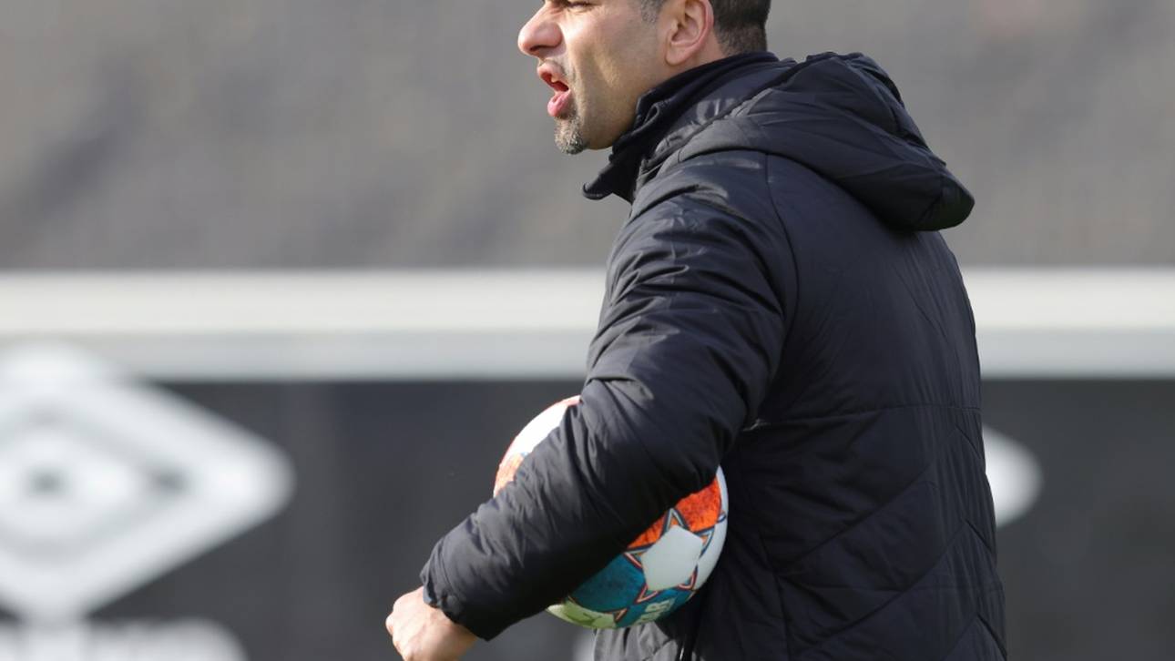 Nach 3:4 gegen Rostock: Schalke trennt sich von Trainer Grammozis