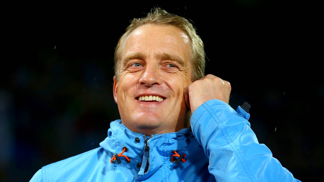 Schalke: Büskens als Feuerwehrmann?