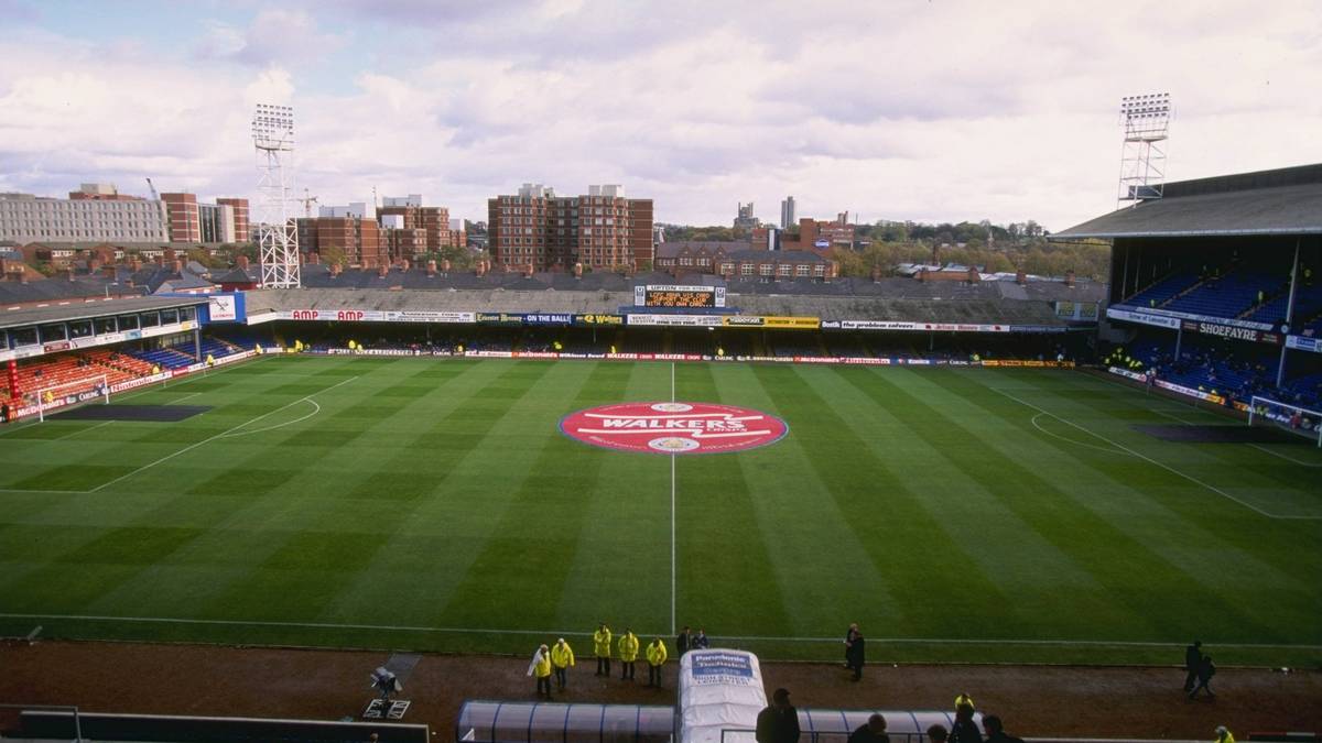 Filbert Street war über 100 Jahre die Heimat von Leicester City. Trotz zahlreicher Umbenennungen wurde es von den Fans immer nur nach der Stadionstraße benannt. Es fasste eine Kapazität von 22.000 Plätzen
