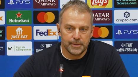 Nach dem Spiel gegen Olympiakos Piräus spricht Hansi Flick über die Bedeutung von Fermin Lopez für den FC Barcelona.