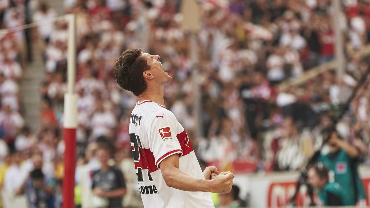 PLATZ 11: VFB STUTTGART - Wer den VfB Stuttgart live und in Farbe von der Tribüne beobachten will, zahlt wie beim BVB die stolze Summe von 215 Euro für einen Stehplatz, das ist die höchste Summe der Bundesligisten. Ein Sitzplatz kostet 333 Euro und der teuerste Platz 622 Euro