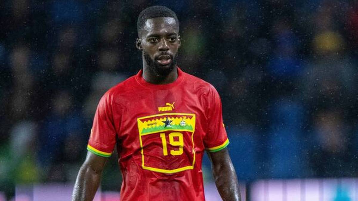 Das rote Auswärtstrikot Ghanas