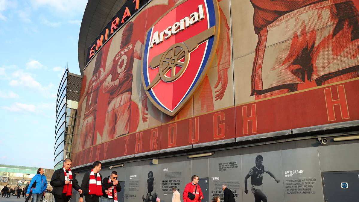PLATZ 7 - FC ARSENAL: 59.893 Zuschauer im Emirates Stadium