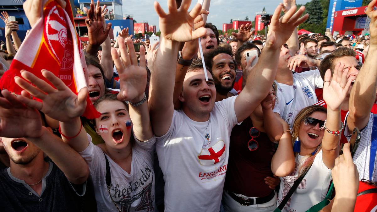 MUNDO DEPORTIVO: "England per Kopf ins Halbfinale. Southgates Männer sind nur noch einen Schritt vom Finale entfernt. Die erste Halbzeit war unwürdig eines WM-Viertelfinales. Schweden wirkte generell müde."