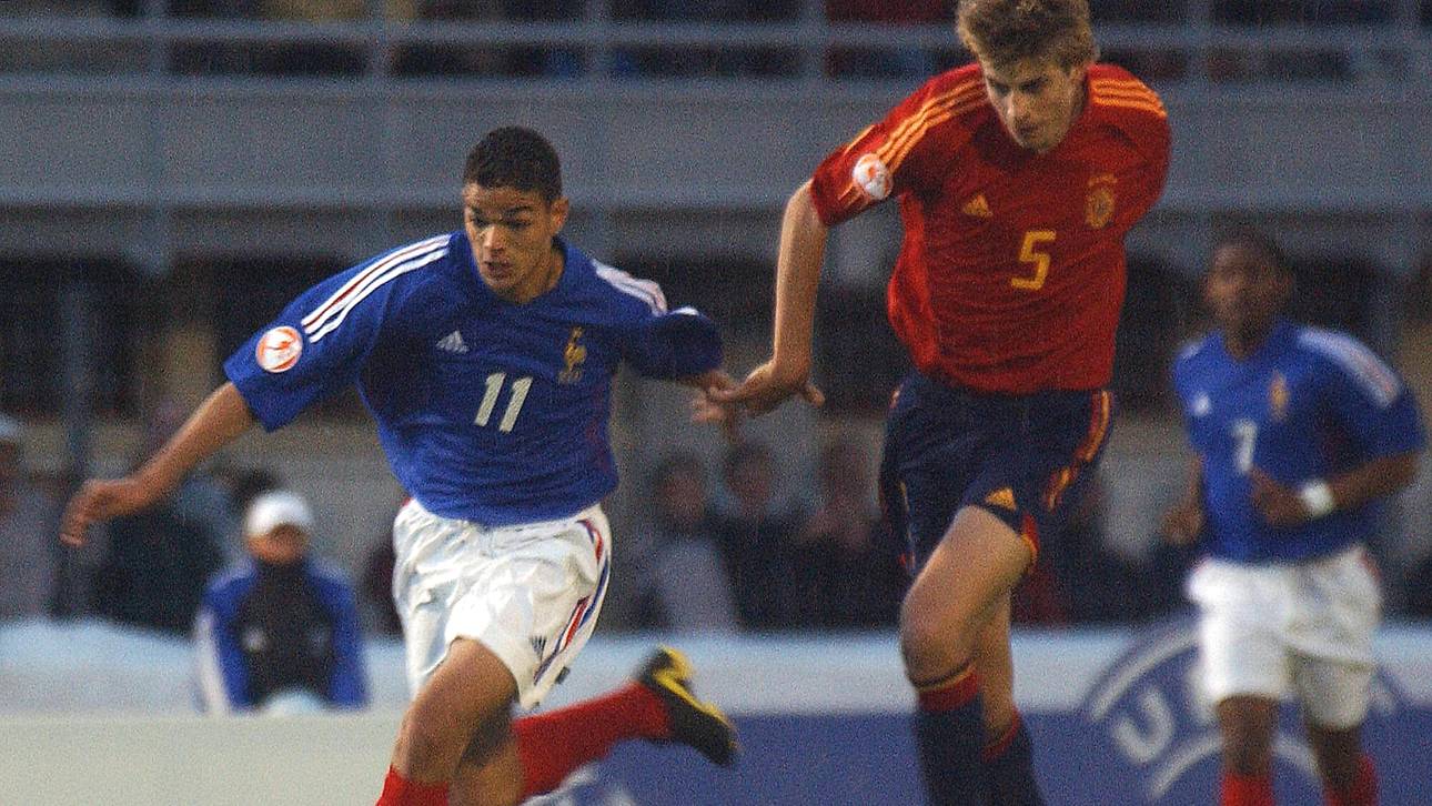 Bei der U17-EM 2004 ließ Hatem Ben Arfa mit Frankreich unter anderem Gerard Piques Spanier hinter sich