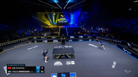 Im Finale des WTT Europe Smash kommt es ausgerechnet beim Matchball für Truls Möregardh zu einem der spektakulärsten Ballwechsel der jüngeren Tischtennis-Geschichte. Quelle: WTT.