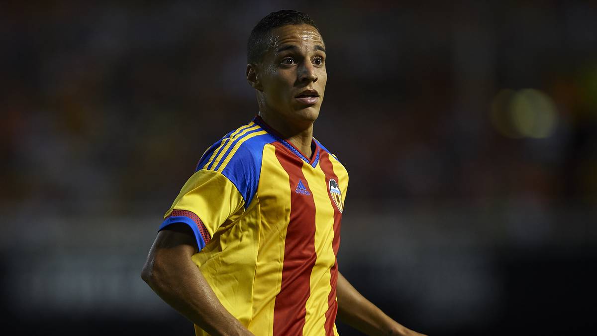 PLATZ 16: Rodrigo - für 30 Millionen Euro von Benfica Lissabon zum FC Valencia